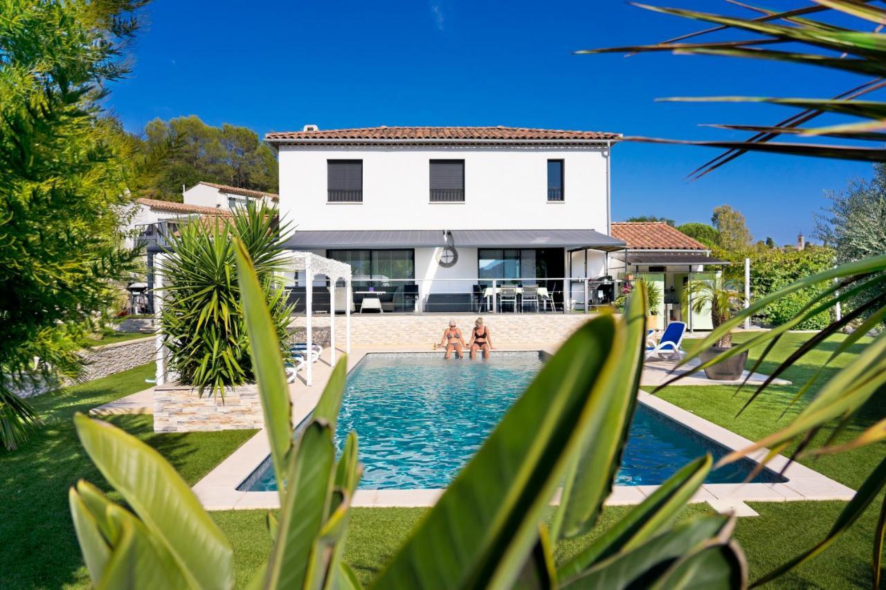 Villa Quietude Bagnols-en-Forêt Exterior foto